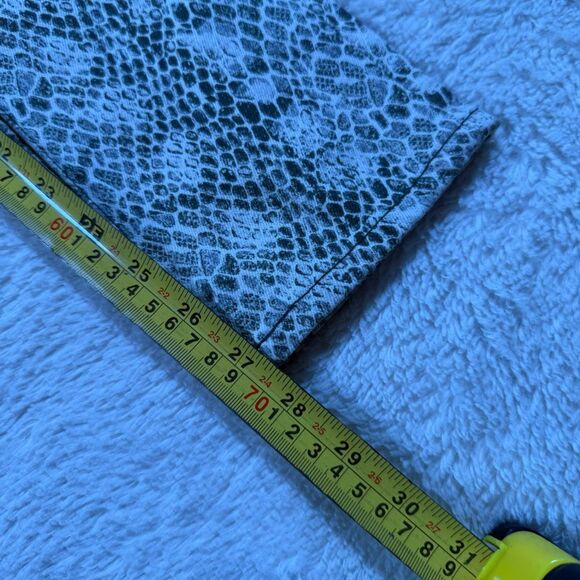 AG Adriano Goldschmied Mari Snake Print High Rise Straight Crop Jeans - Picture 7 of 8